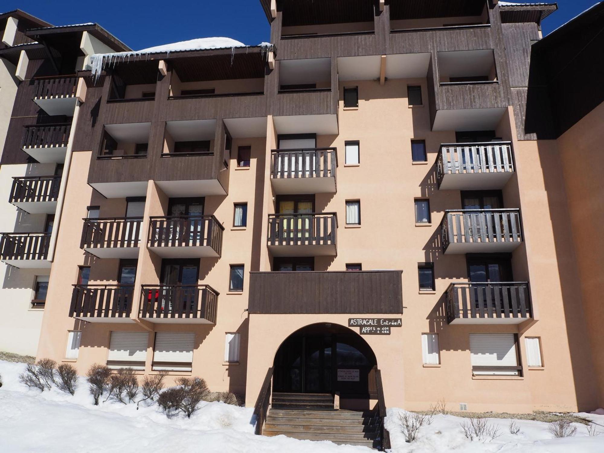 Studio Cabine Classique Aux Menuires, Proche Des Pistes - Fr-1-344-1228 Apartment Saint-Martin-de-Belleville Exterior photo